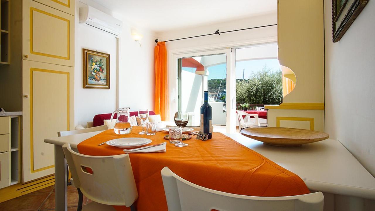 Perla Del Porto Apartments Santa Teresa Gallura Exteriör bild